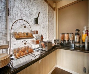 Days Inn & Suites Lodi - Complimentary Breakfast