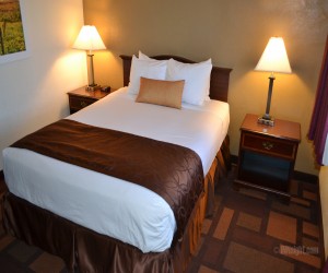 Days Inn & Suites Lodi - 1 Queen Bedroom