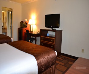 Days Inn & Suites Lodi - 2 Queen Bedroom at Days Inn Lodi